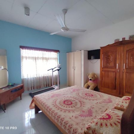 Fully Furnished House In Kotte Apartment ศรีชยวรรธนปุระโกฏเฏ ภายนอก รูปภาพ